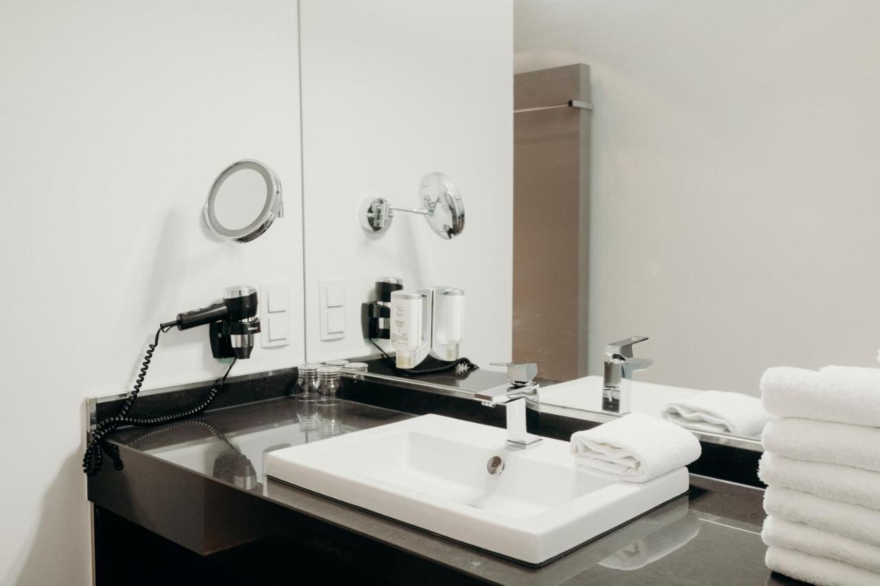 סארברוקן Hotel Crystal מראה חיצוני תמונה
